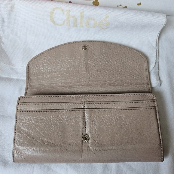 GUC Chloe Leather Fan Wallet & Matching Key Case - Picture 4 of 16